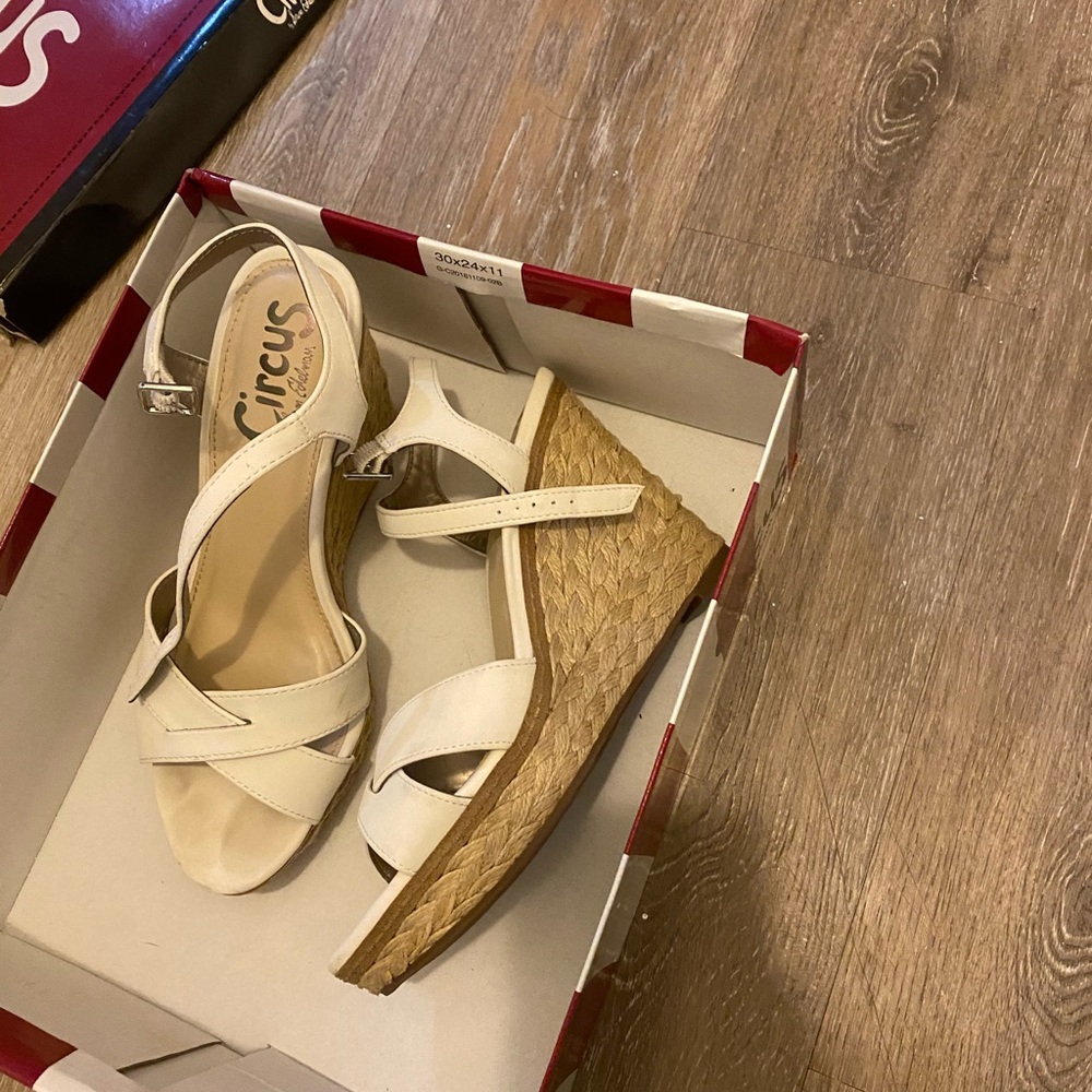 Wedges - Picture 3 of 4
